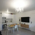 Cocon à Deux Pas De Avec Terrasse Chessy (Seine-et-Marne)