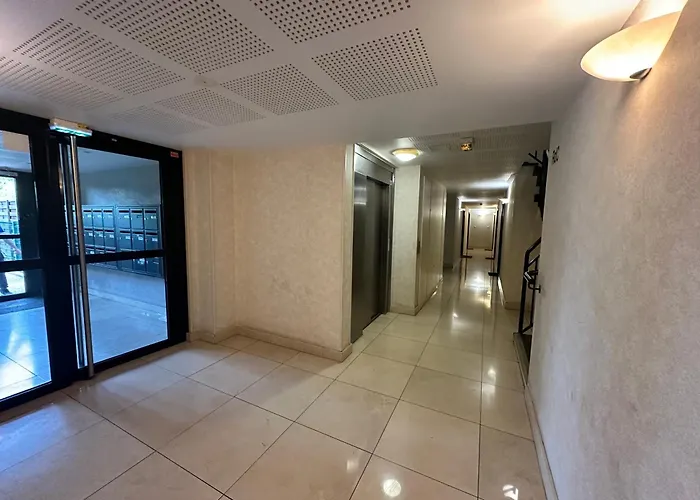 Cocon A Deux Pas De Avec Terrasse Apartamento *