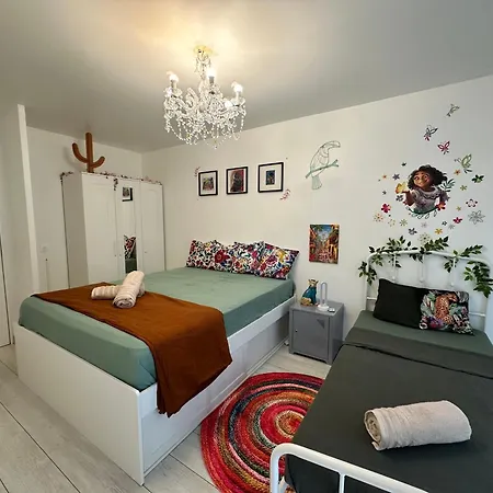 Cocon A Deux Pas De Avec Terrasse Chessy (Seine-et-Marne)